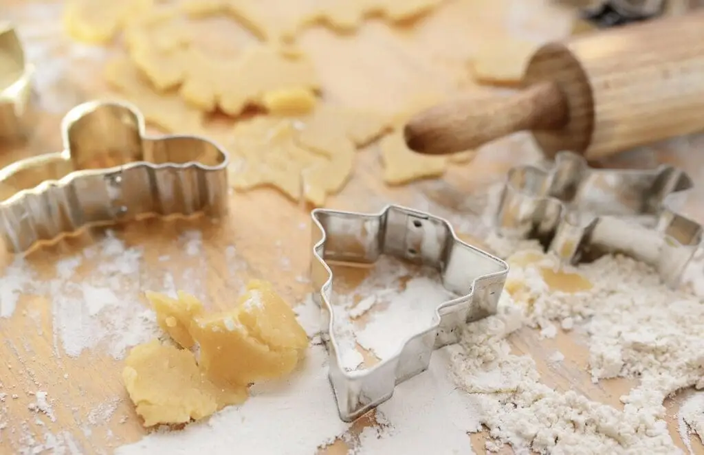 A story about cookies can lead into valuable advice about a client's portfolio.